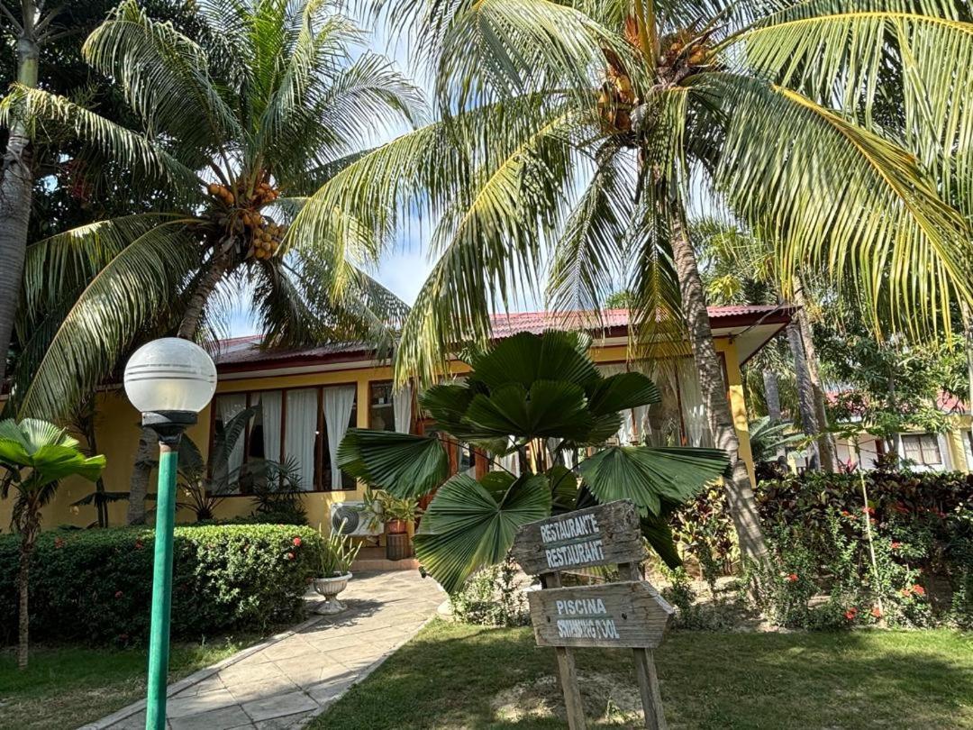 Palm Malinamoc Hotel Dili Kültér fotó