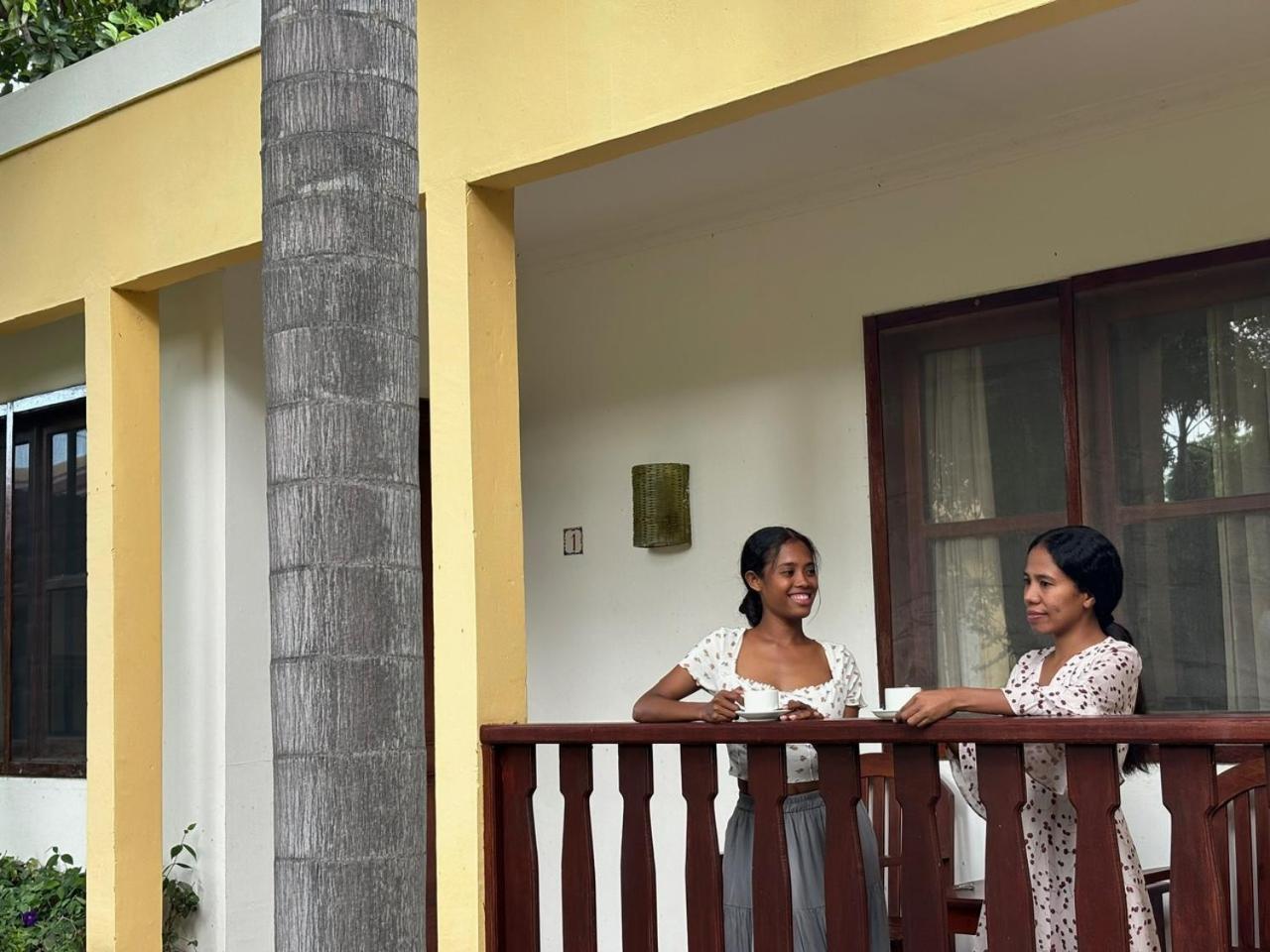 Palm Malinamoc Hotel Dili Kültér fotó