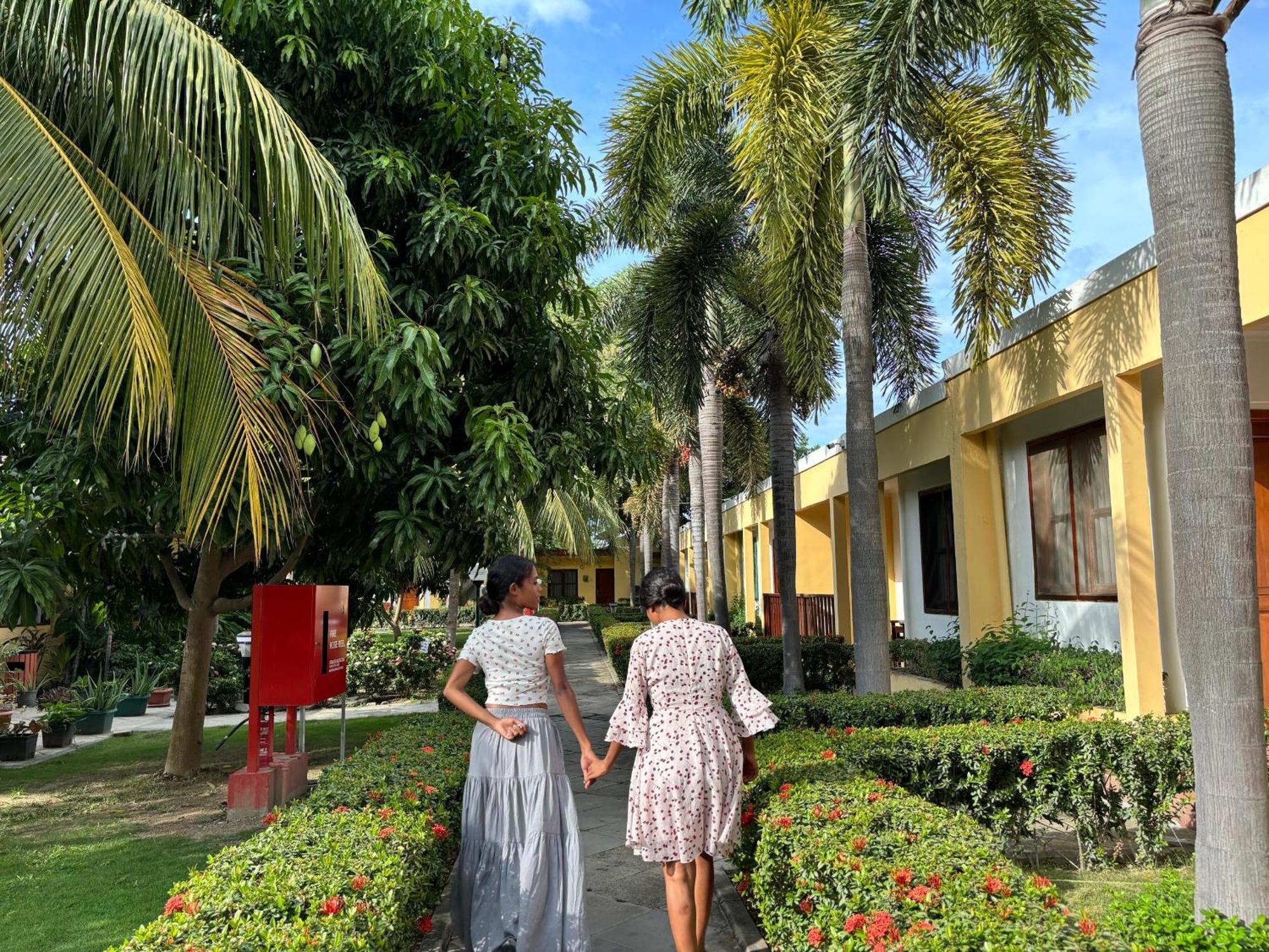 Palm Malinamoc Hotel Dili Kültér fotó