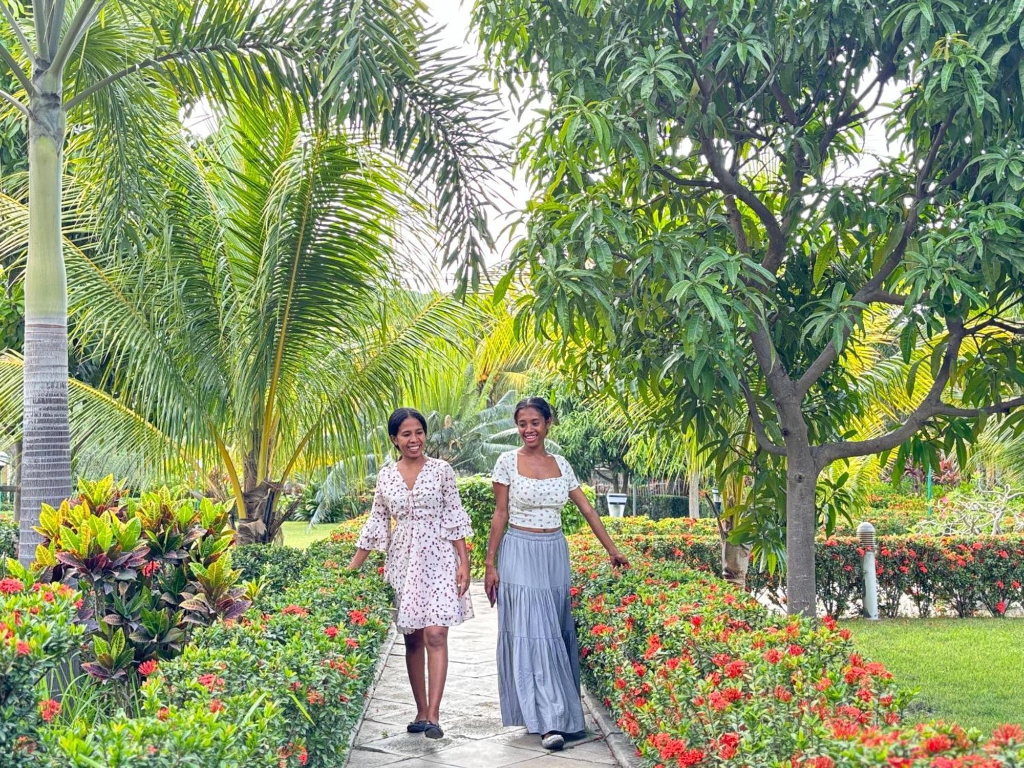 Palm Malinamoc Hotel Dili Kültér fotó