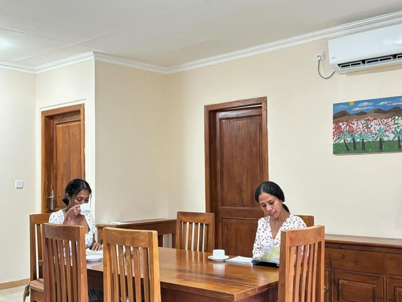 Palm Malinamoc Hotel Dili Kültér fotó