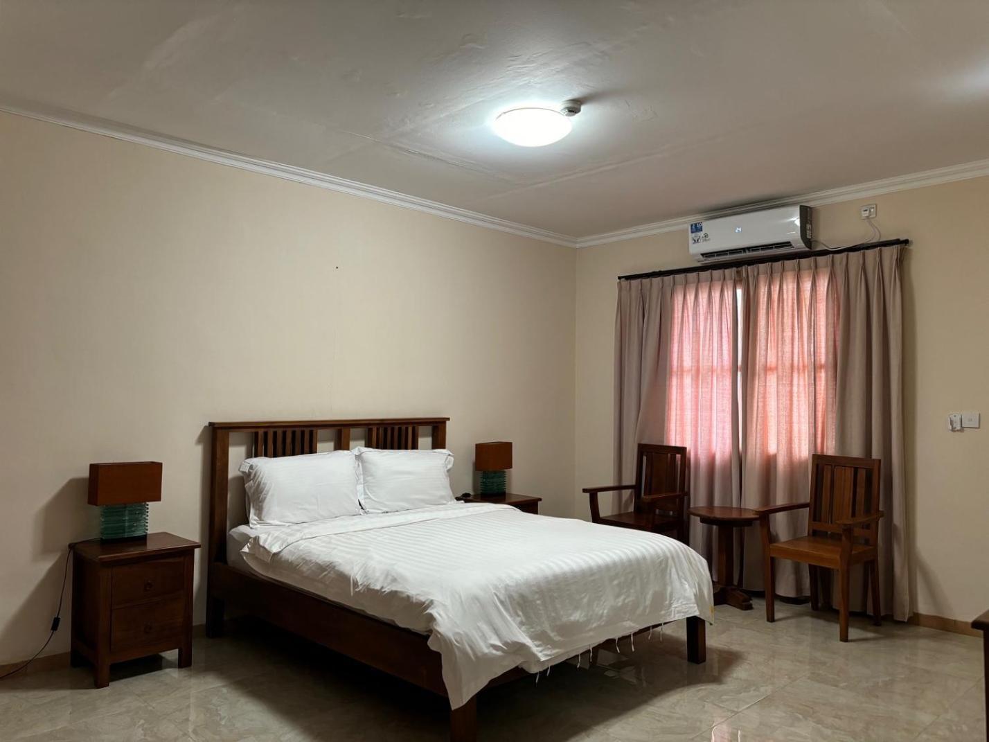 Palm Malinamoc Hotel Dili Kültér fotó